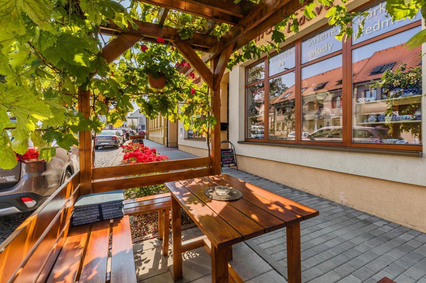 קיוב Apartman Solaris מראה חיצוני תמונה